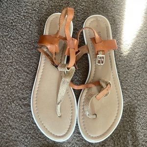 Chic Tan and Gold Sandals